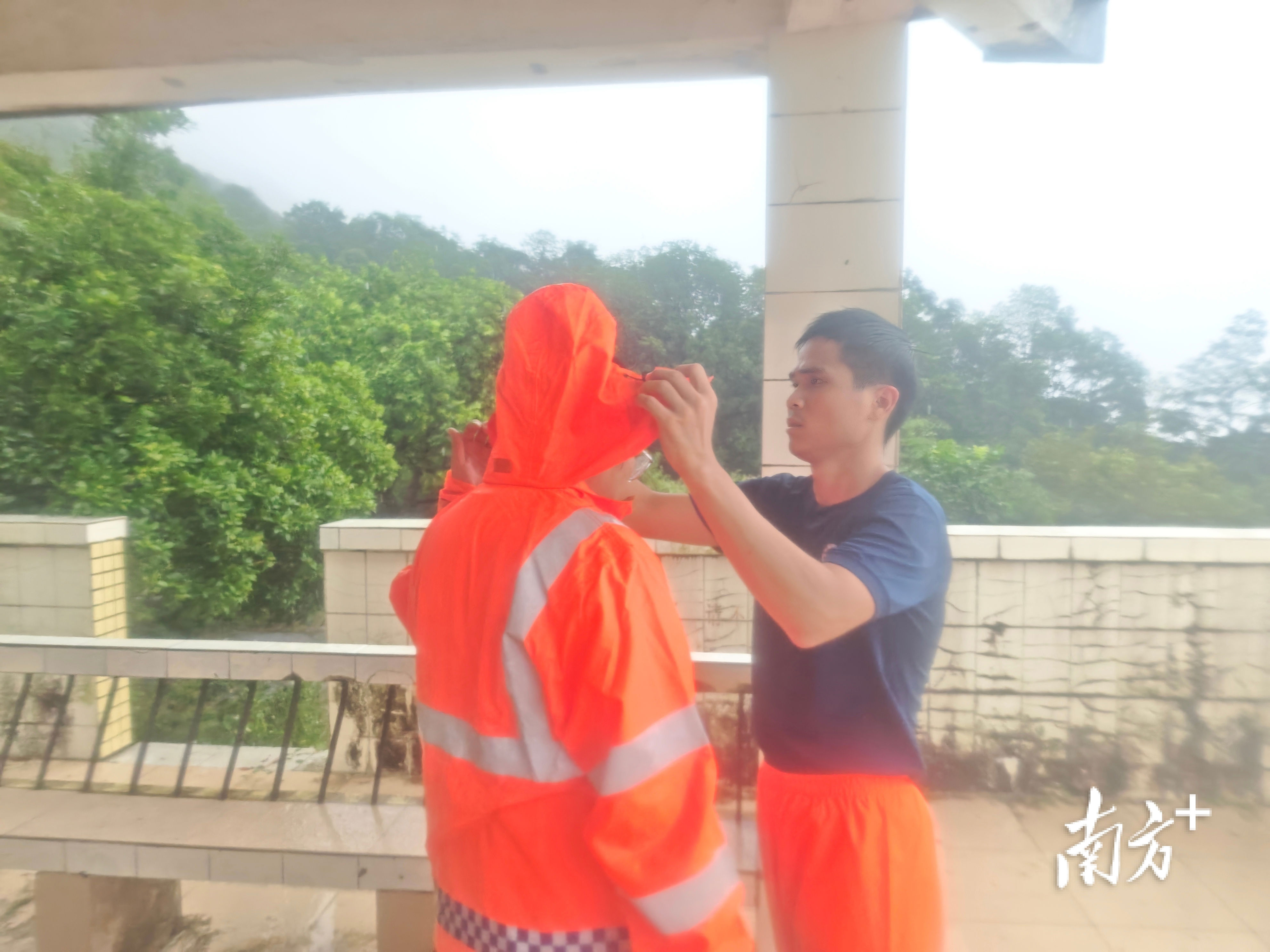 时返程至观, 救援, 雷电等极端 时返程至观, 救援, 雷电等极端