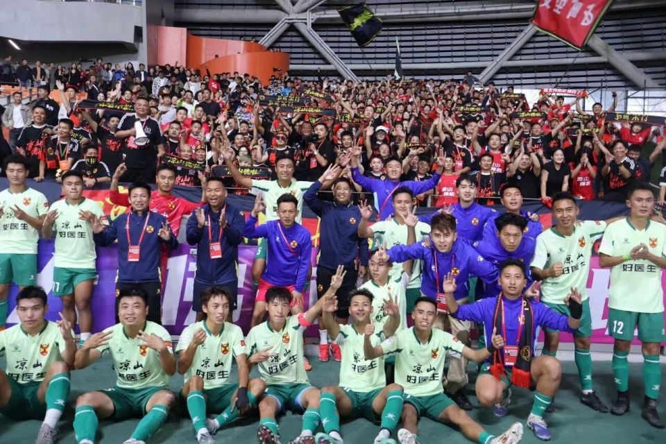 既点燃了现, 队有意识加